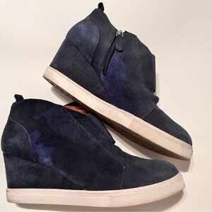 Linea Paolo Felicia Wedge Sneakers Women Size 8.5